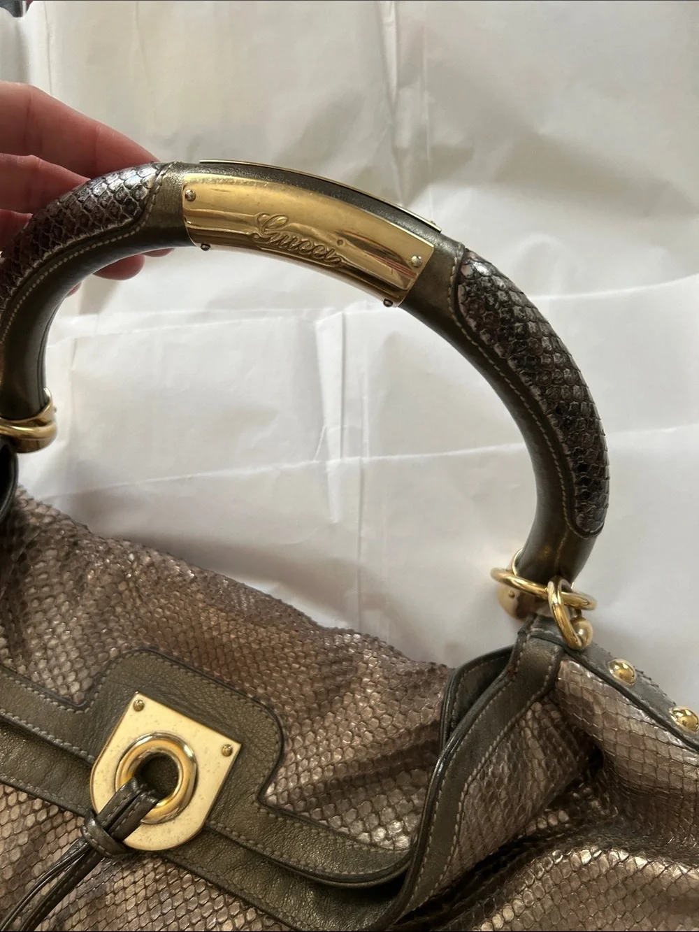 Gucci indy hobo